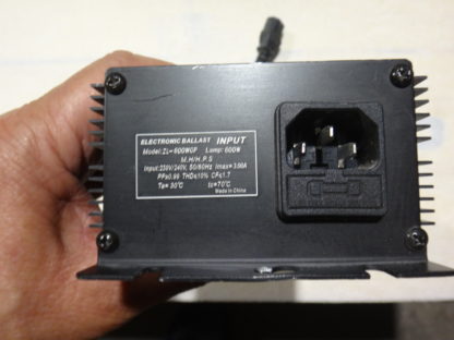 Schwarzes elektronisches HDL-Vorschaltgerät – Bild 3